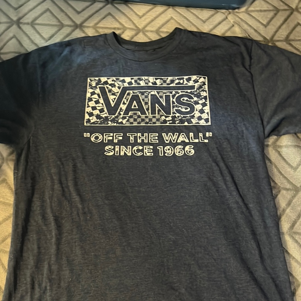 Vans graphic tee, Size L.
